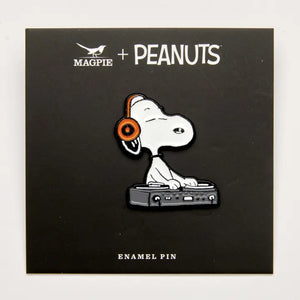 Peanuts Pin - Music Is Life